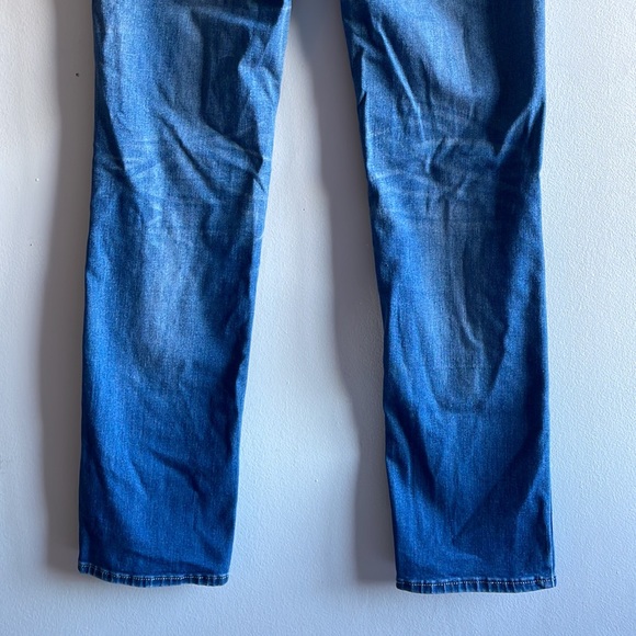 Mid Rise Straight Leg Levi’s Size 26 Demi Curve - Picture 5 of 9